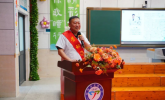 福建省劳模、东南眼科医院赵广愚院长走进麦浦小学，守护“睛”彩世界