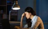 常年熬夜脸黄暗沉，用什么精华去黄效果快？答案在这瓶里